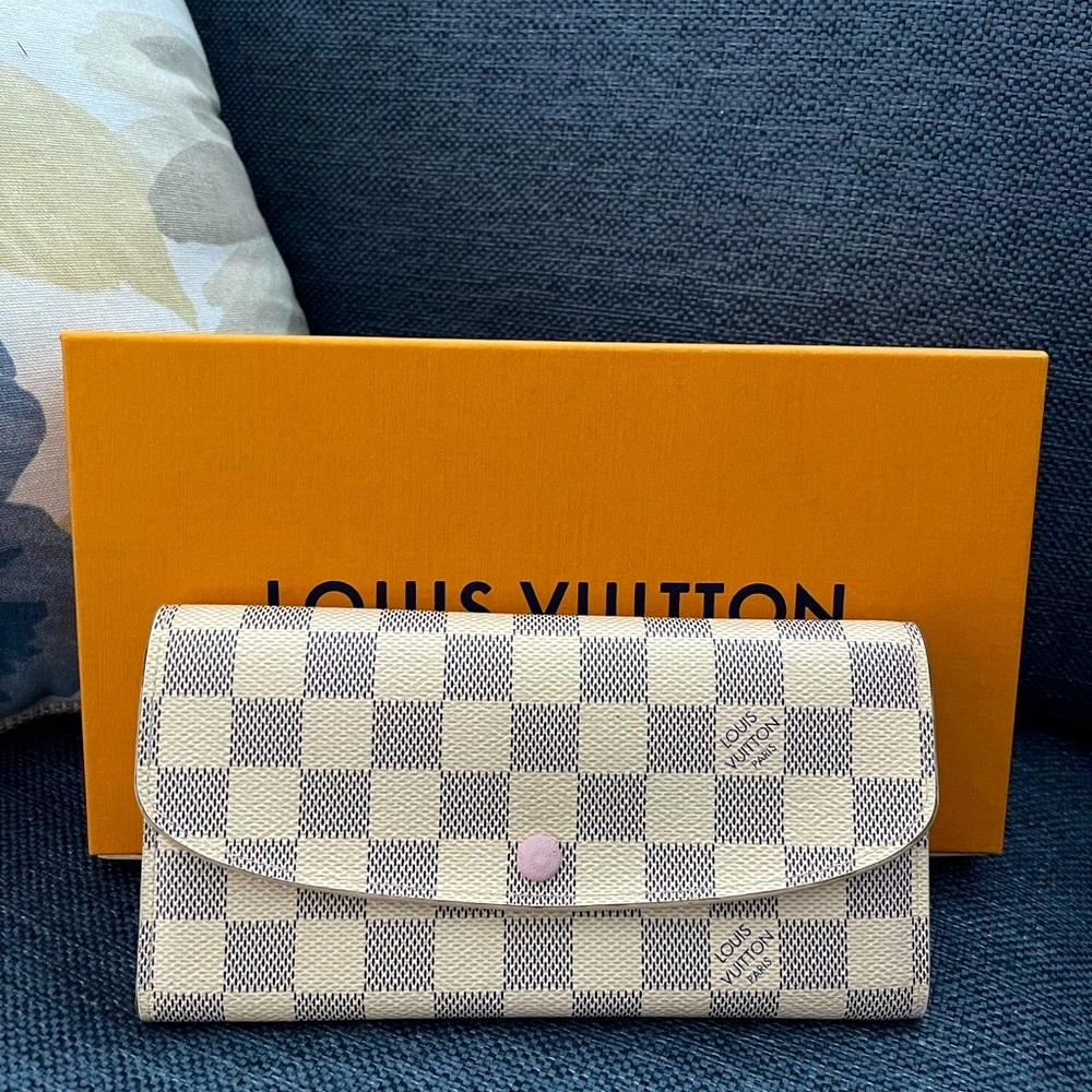 Louis Vuitton | Damier Azur Rose Pink Wallet - Picture 1 of 14